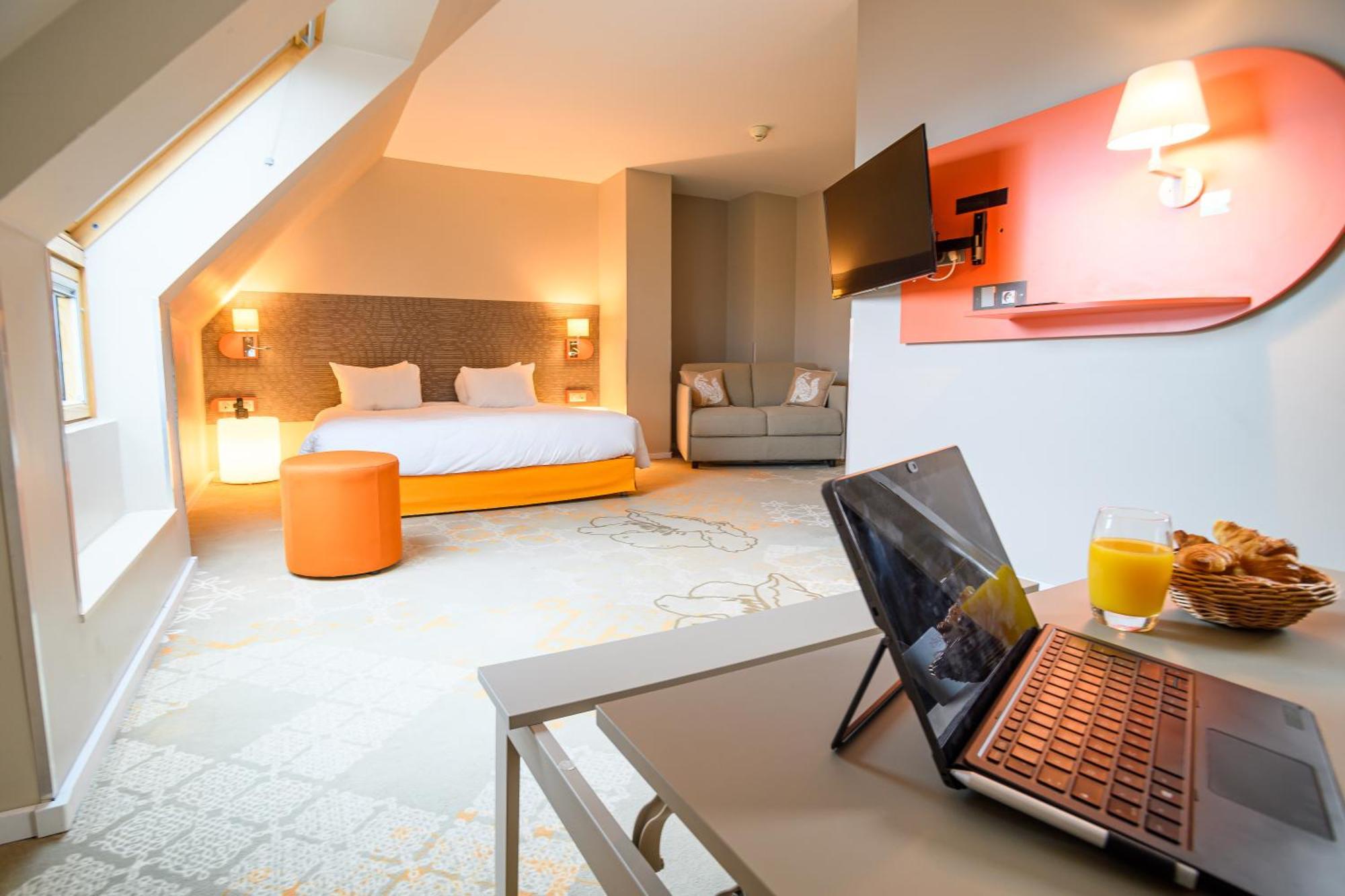 Ibis Styles Tours Centre Hotel Exterior photo