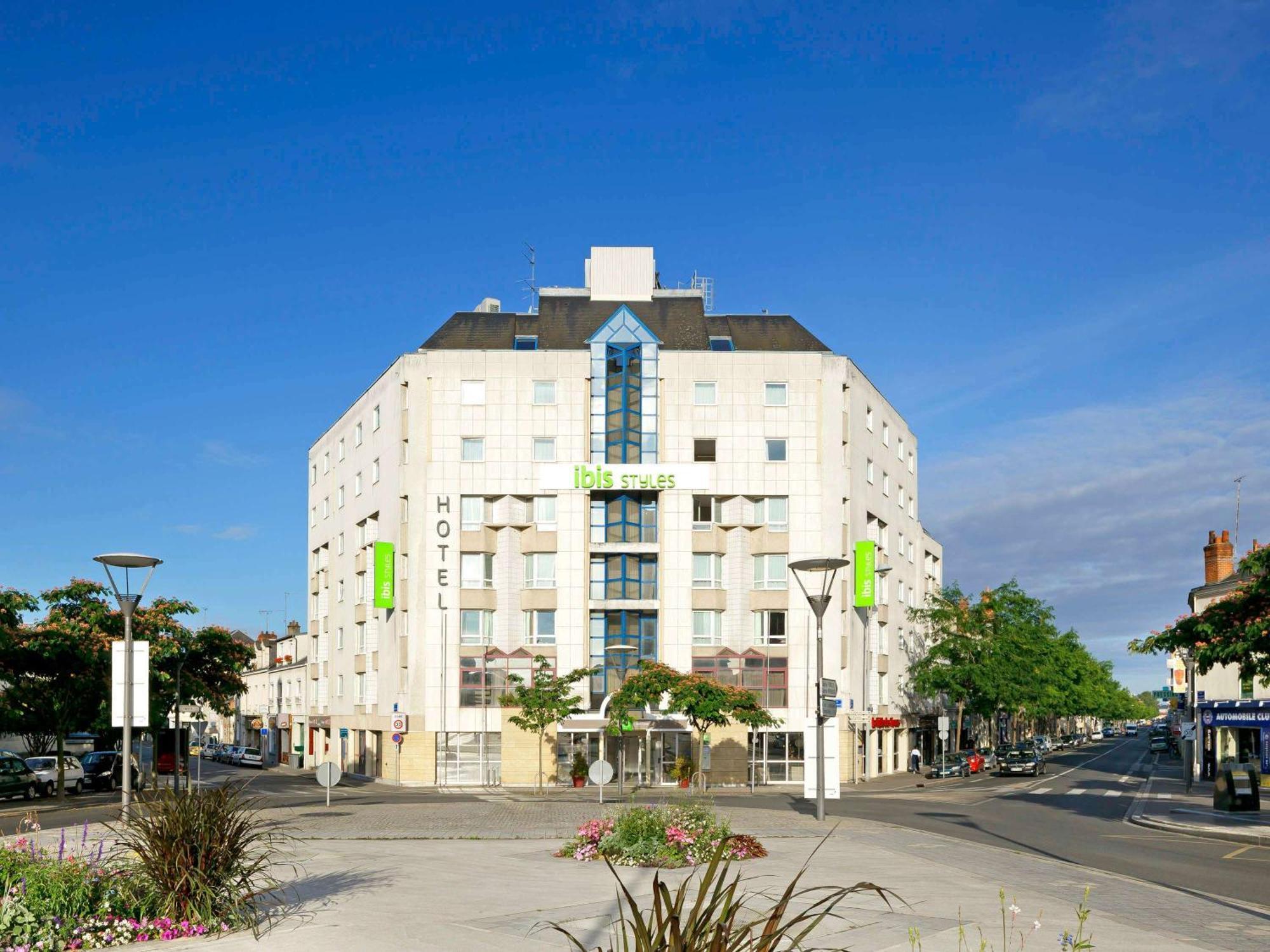 Ibis Styles Tours Centre Hotel Exterior photo